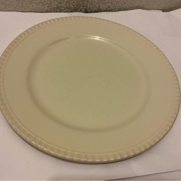 ROYAL STAFFORD heart of the potteries Large Dinner Plates 11" - Picture 2 of 4